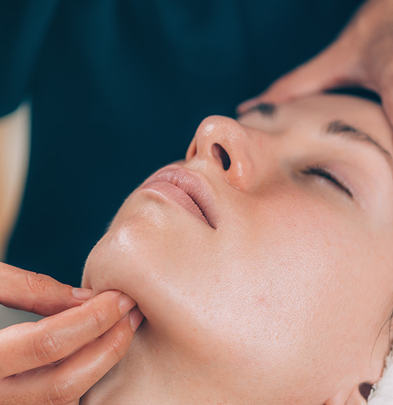 jawline-treatment-Sarasota-Medical-Spa-Top-banner